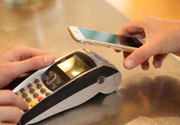 做移動支付招商賺錢嗎？