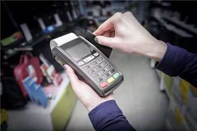 這四個pos機(jī)陷阱注意-大量信用卡因此降額封卡-498科技